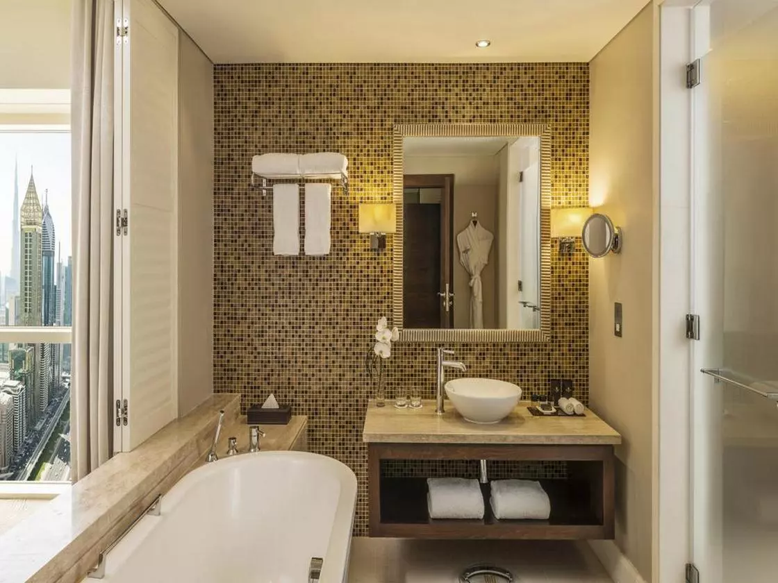 MILLENIULPLAZA_SHABAVIZ (18).jpg